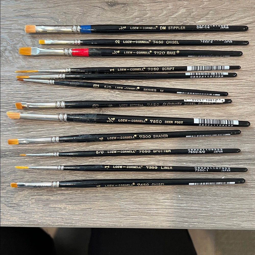 Loew Cornell Artist 12 New Mixed Brushes Set